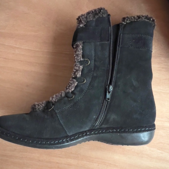 Stuart Weitzman lace/zip up faux fur shearling black suede boots 7.5 buckle EUC - Picture 5 of 11